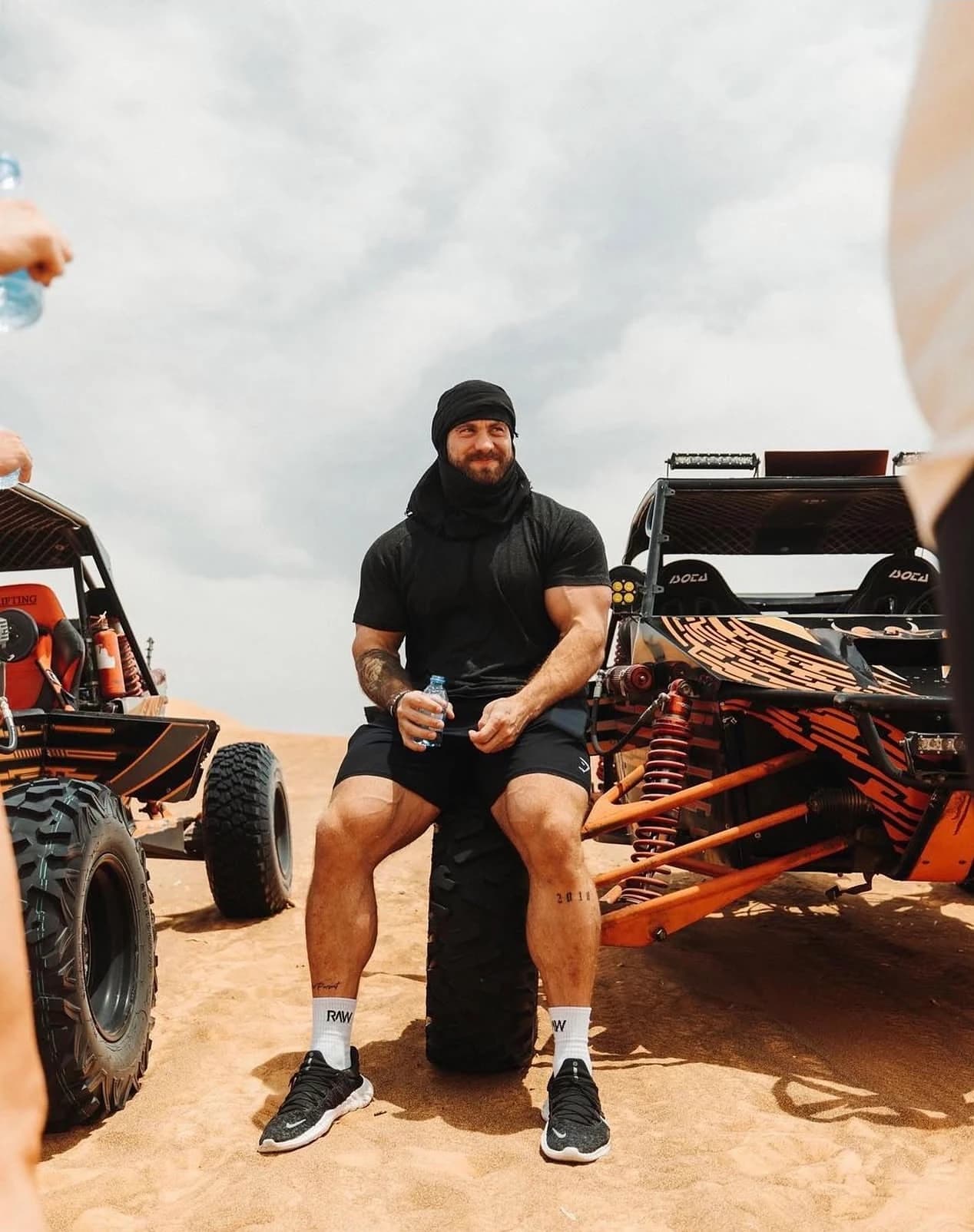 Chris Bumstead at Zerzura, Mleiha