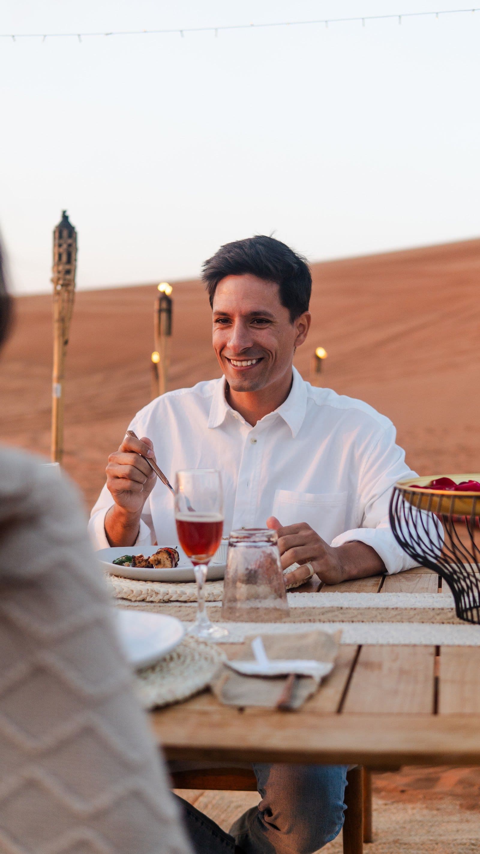 A Private Desert Dinner in Dubai: The Romantic Night Out